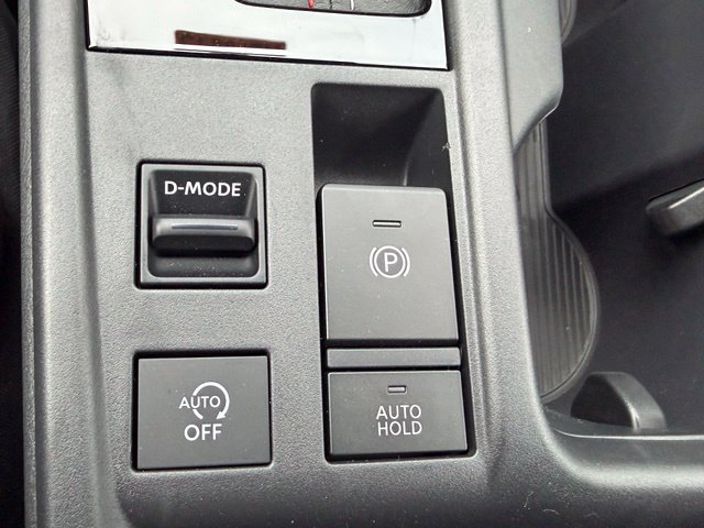 New 2027 Nissan Sentra SR w/ Floor Mat Package FWD image 24