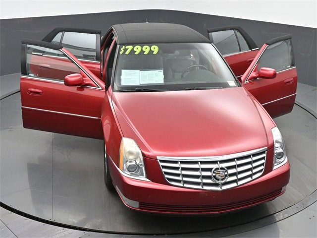 Used 2007 Cadillac DTS Luxury II image 59