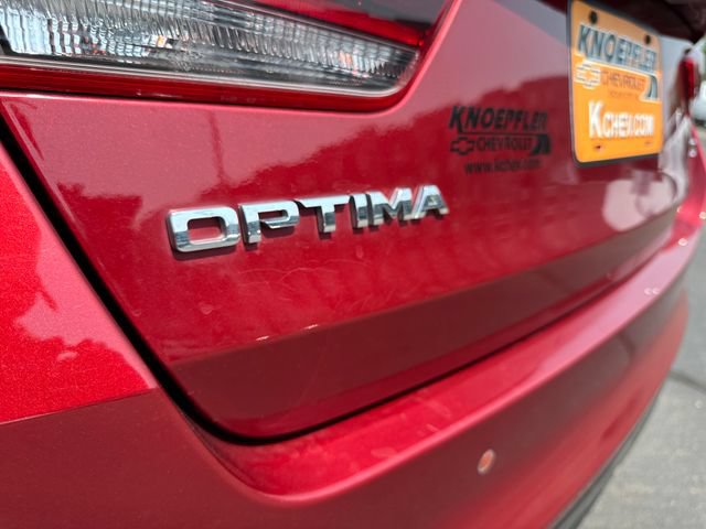 Used 2018 Kia Optima S w/ Panoramic Sunroof Package FWD image 33