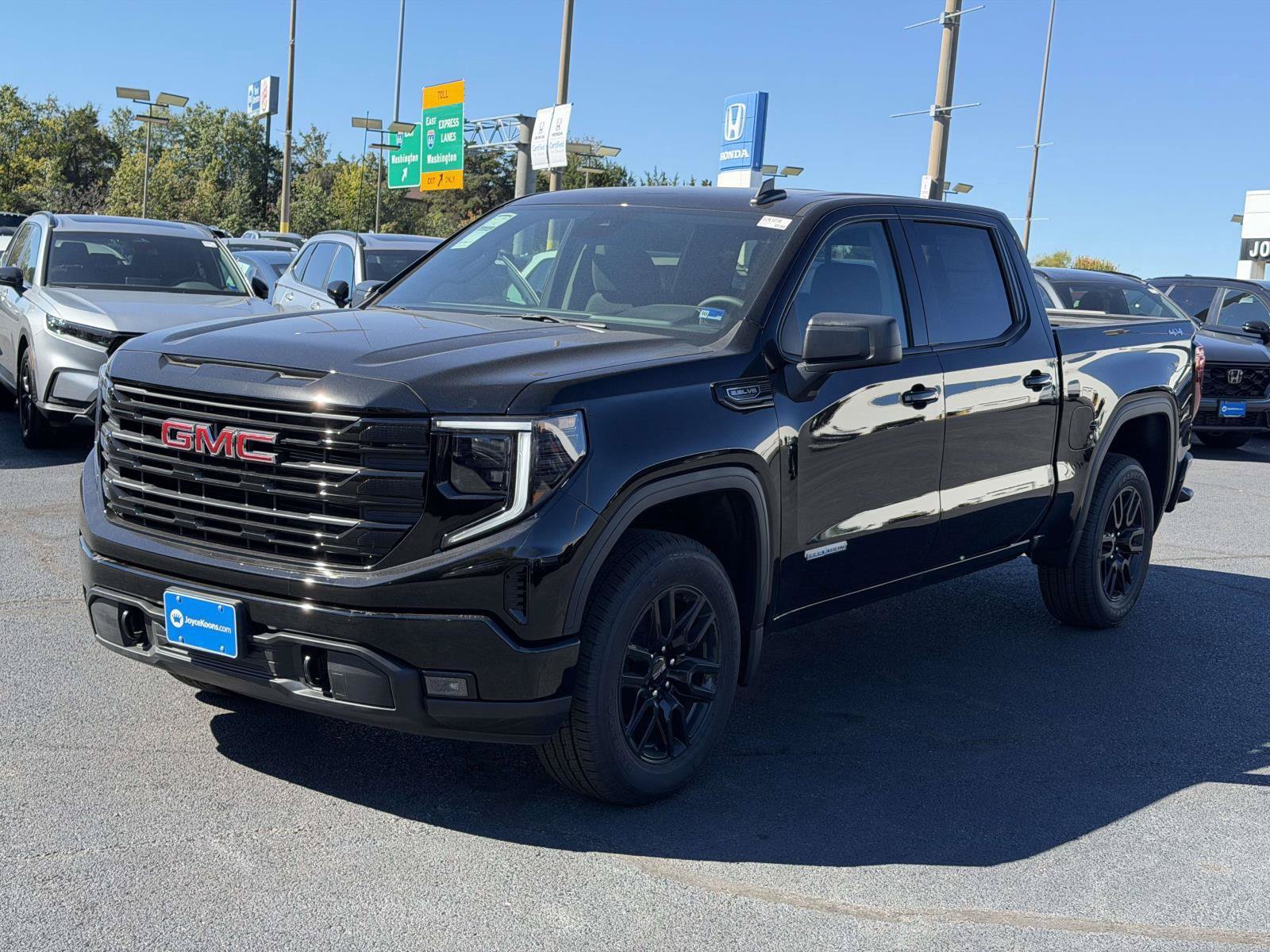 New 2026 GMC Sierra 1500 Elevation w/ Preferred Package AWD/4WD image 4