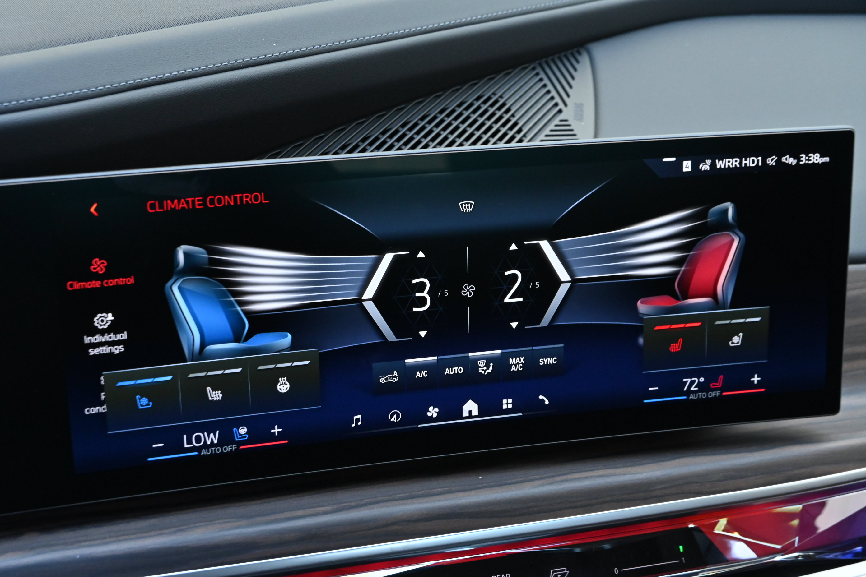 New 2026 BMW 740i xDrive w/ Executive Package AWD/4WD image 18