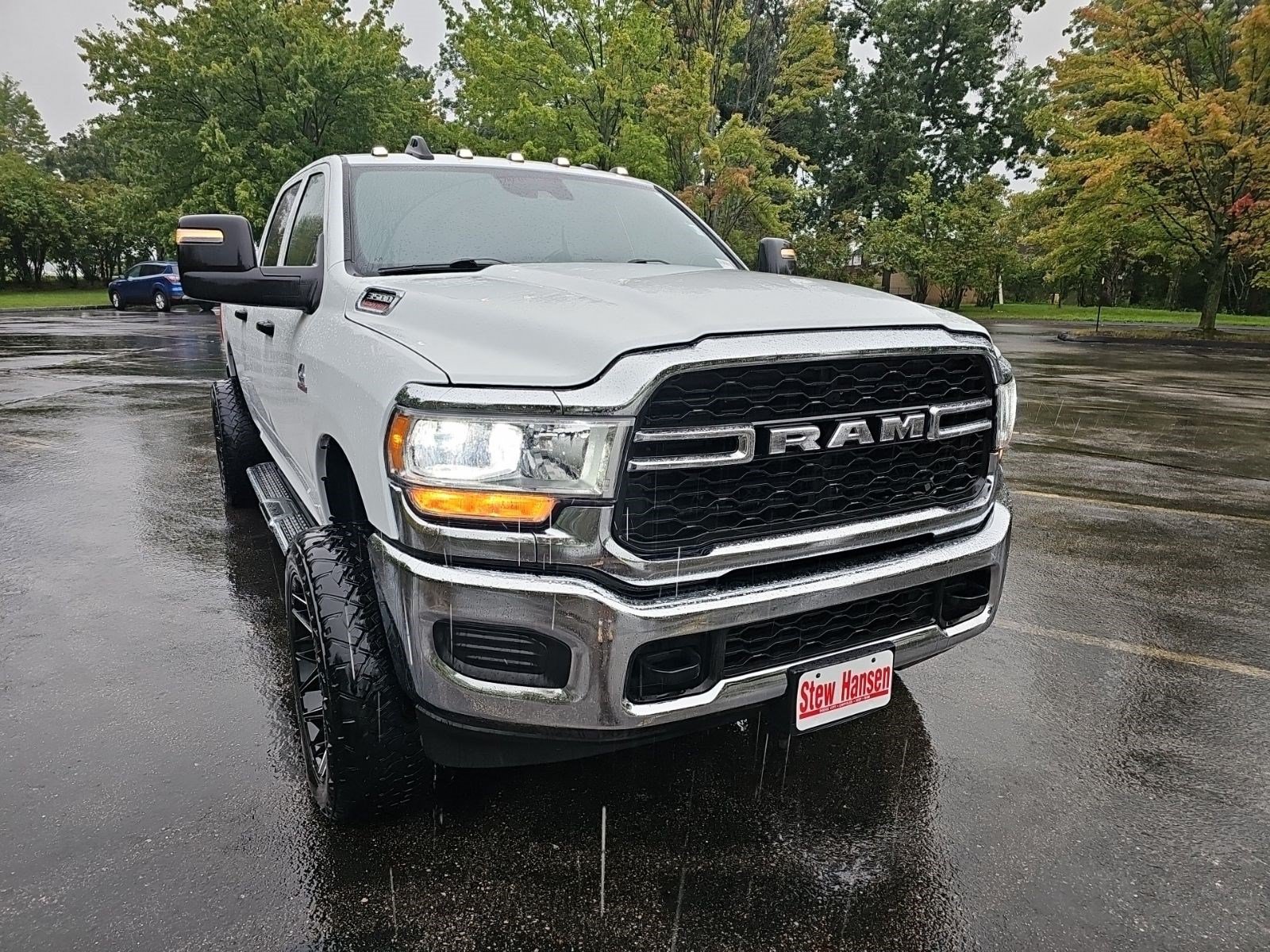 Used 2024 RAM 3500 Tradesman w/ Safety Group AWD/4WD image 8