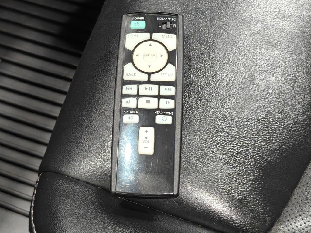 Used 2019 Nissan Pathfinder Platinum AWD/4WD image 12