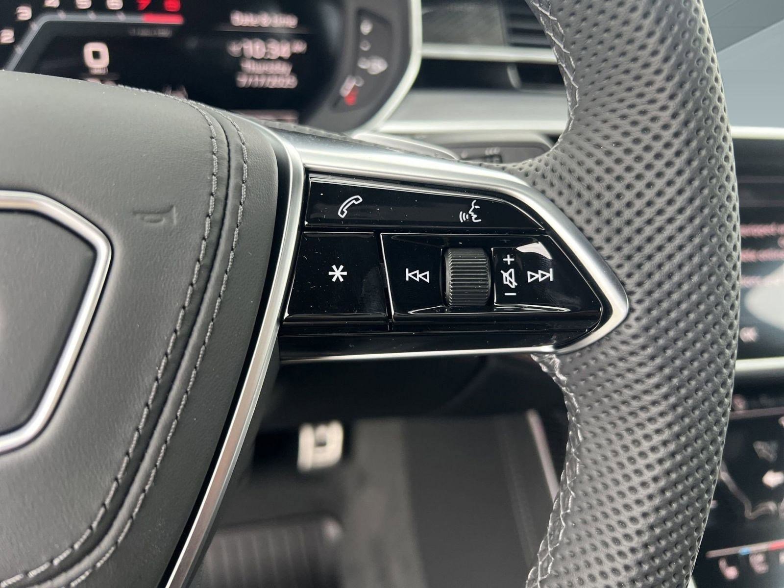 New 2025 Audi S8 image 22