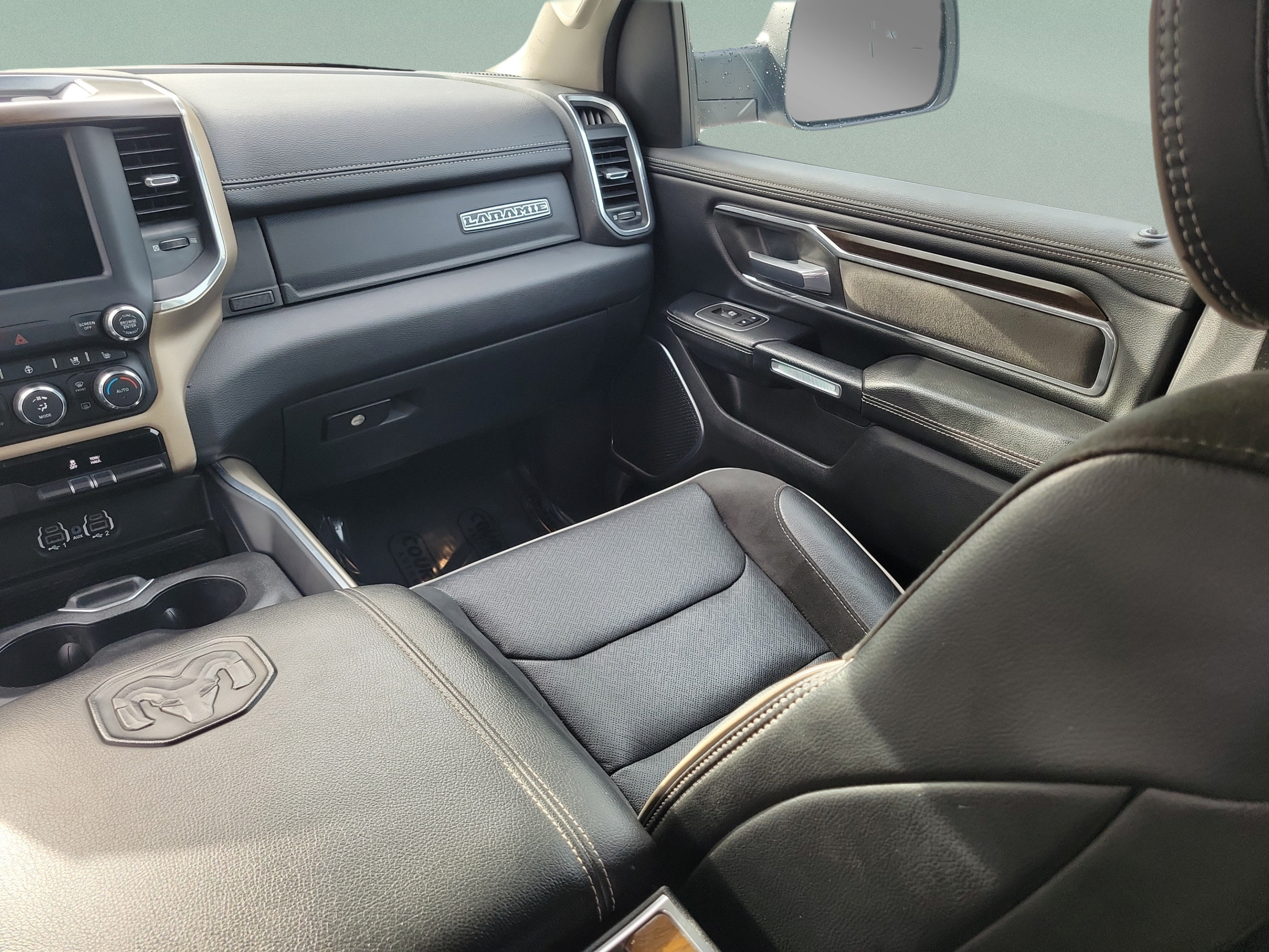 Certified 2022 RAM 1500 Laramie AWD/4WD image 10