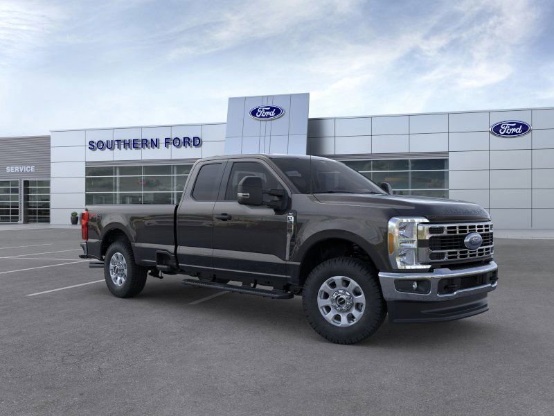 New 2025 Ford F350 XLT w/ FX4 Off-Road Package image 8