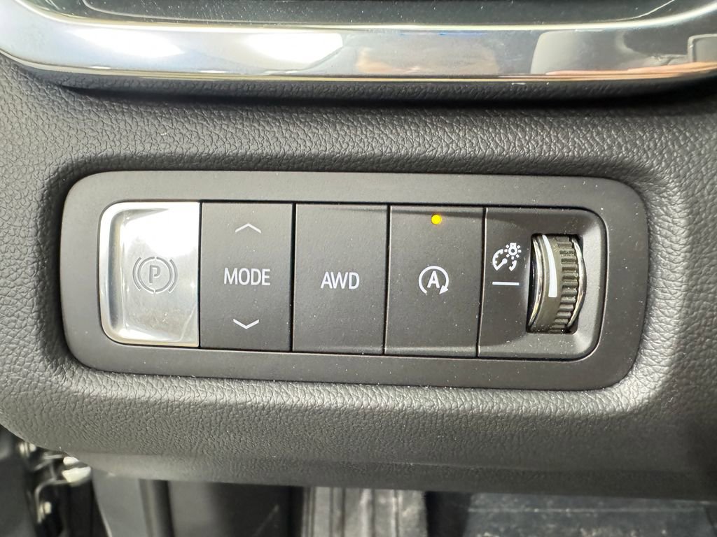 New 2026 GMC Acadia Elevation image 19