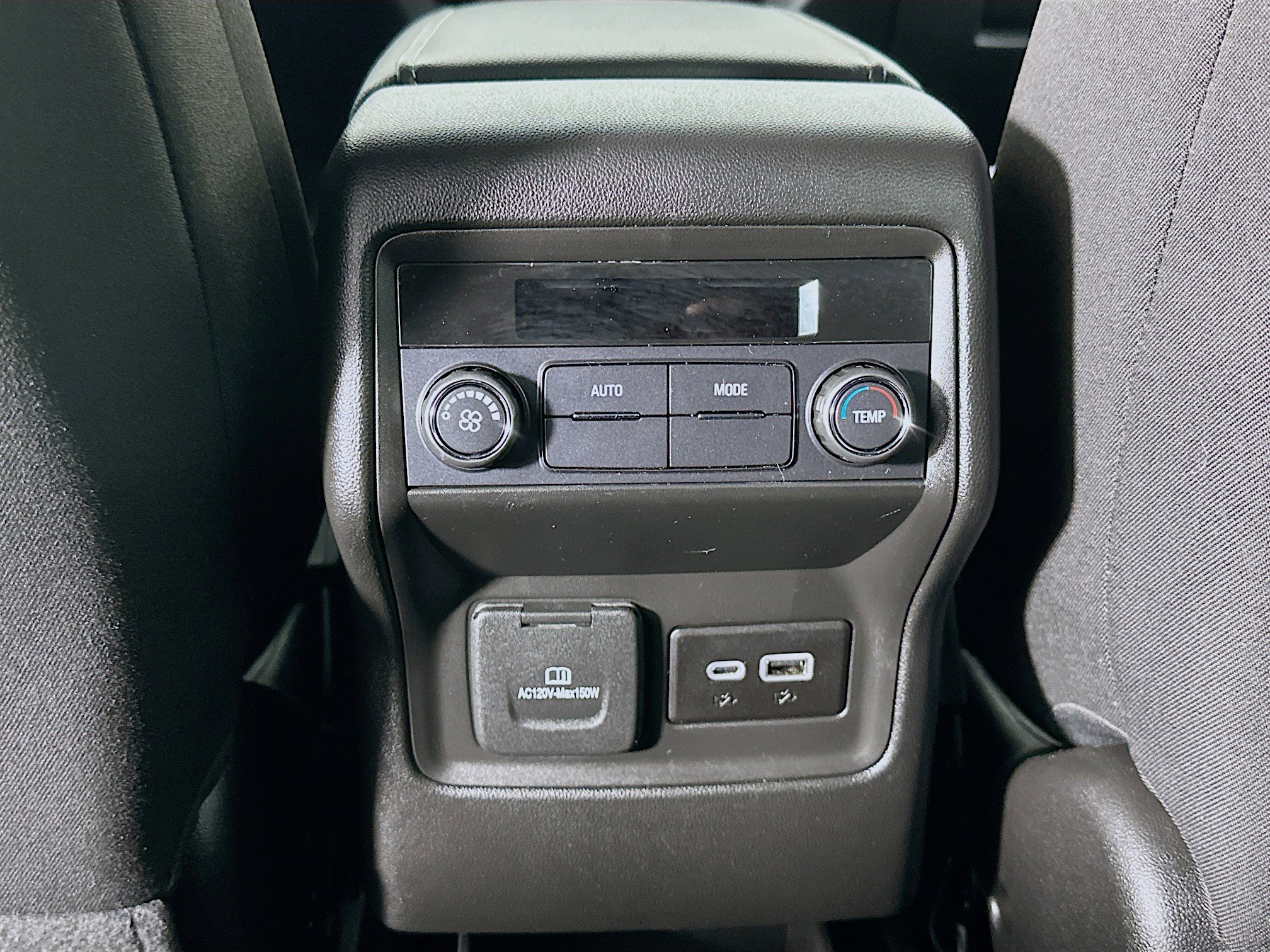 Used 2023 GMC Acadia SLE w/ Driver Convenience Package image 27