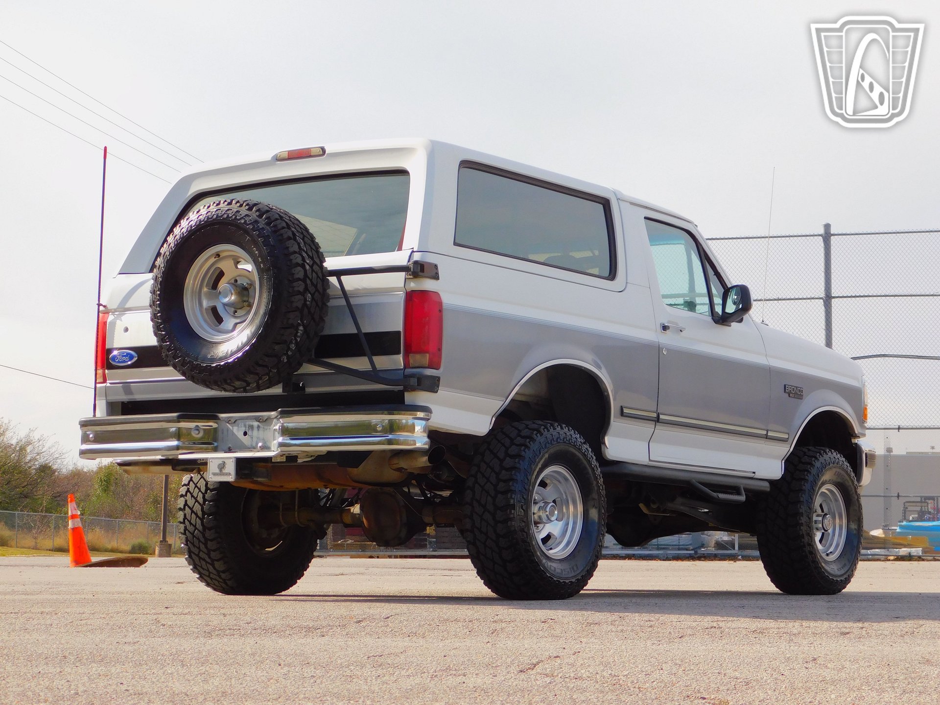 Used 1995 Ford Bronco XLT AWD/4WD image 26