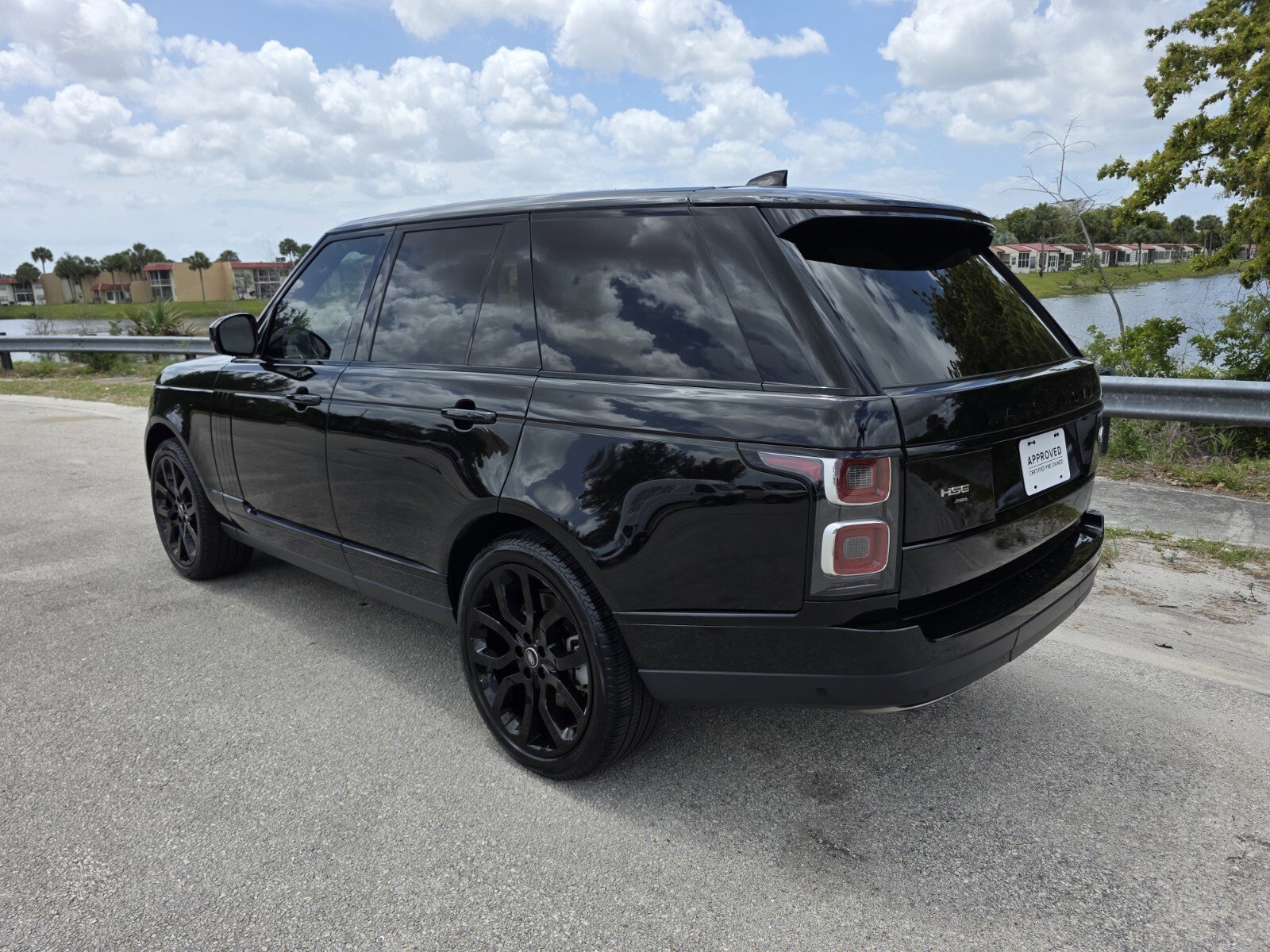Used 2022 Land Rover Range Rover Westminster Edition AWD/4WD image 2