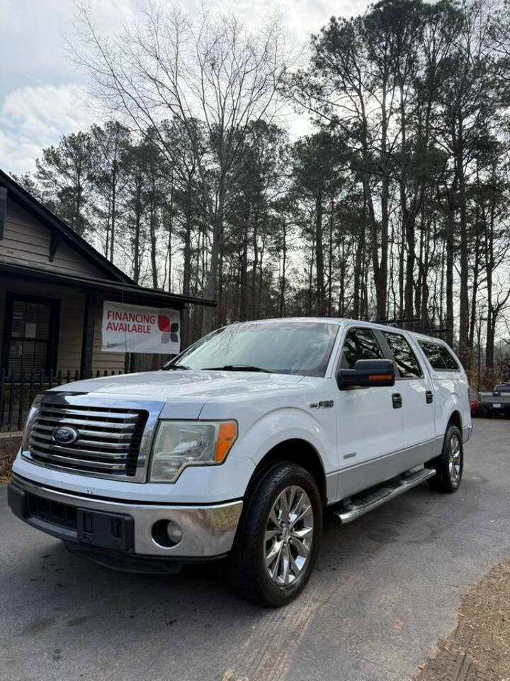 Used 2011 Ford F150 XLT w/ XLT Chrome Pkg image 2