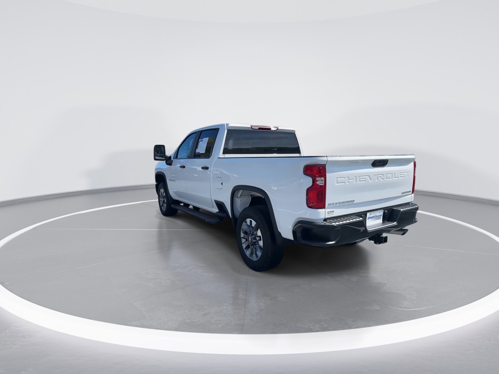Used 2024 Chevrolet Silverado 2500 Custom w/ Custom Convenience Package image 7