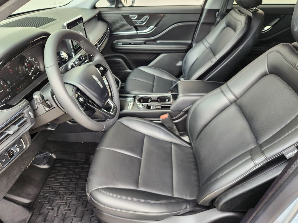 Used 2022 Lincoln Corsair FWD w/ Equipment Group 101A image 13