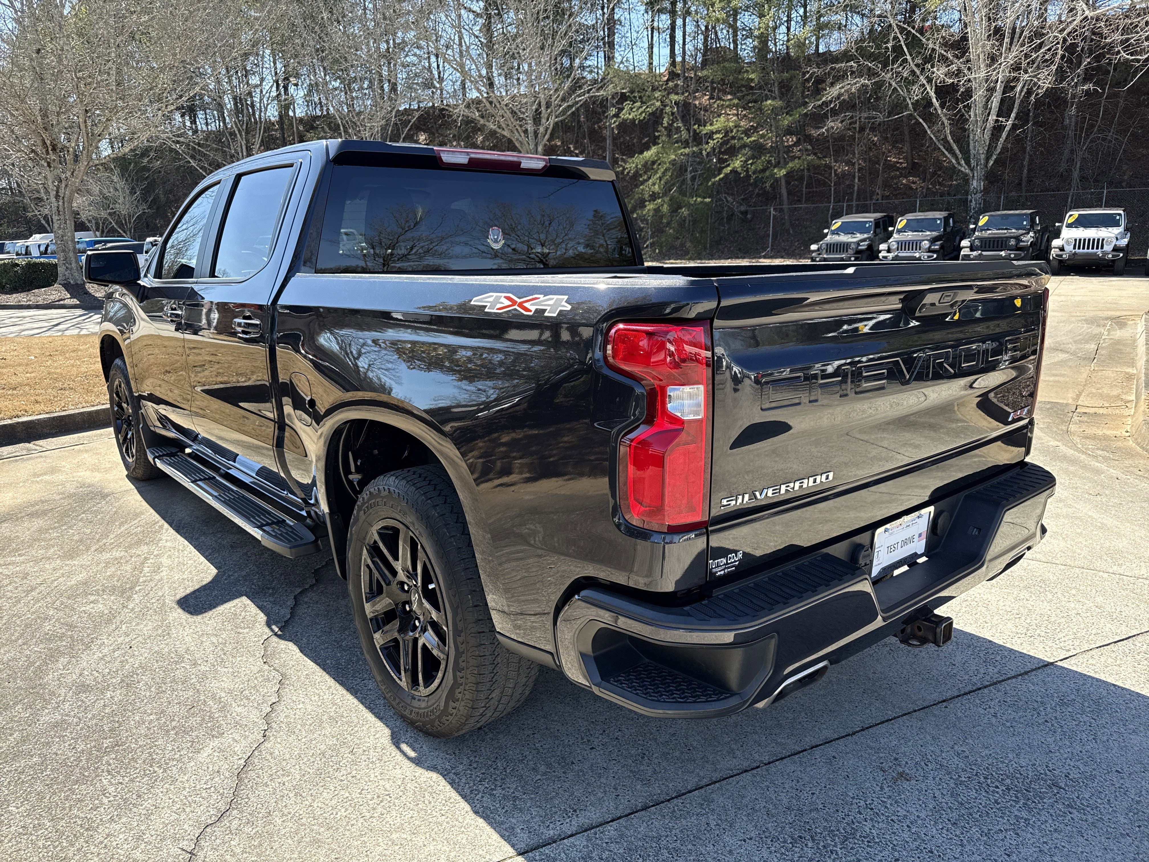 Used 2023 Chevrolet Silverado 1500 RST w/ Max Trailering Package image 5