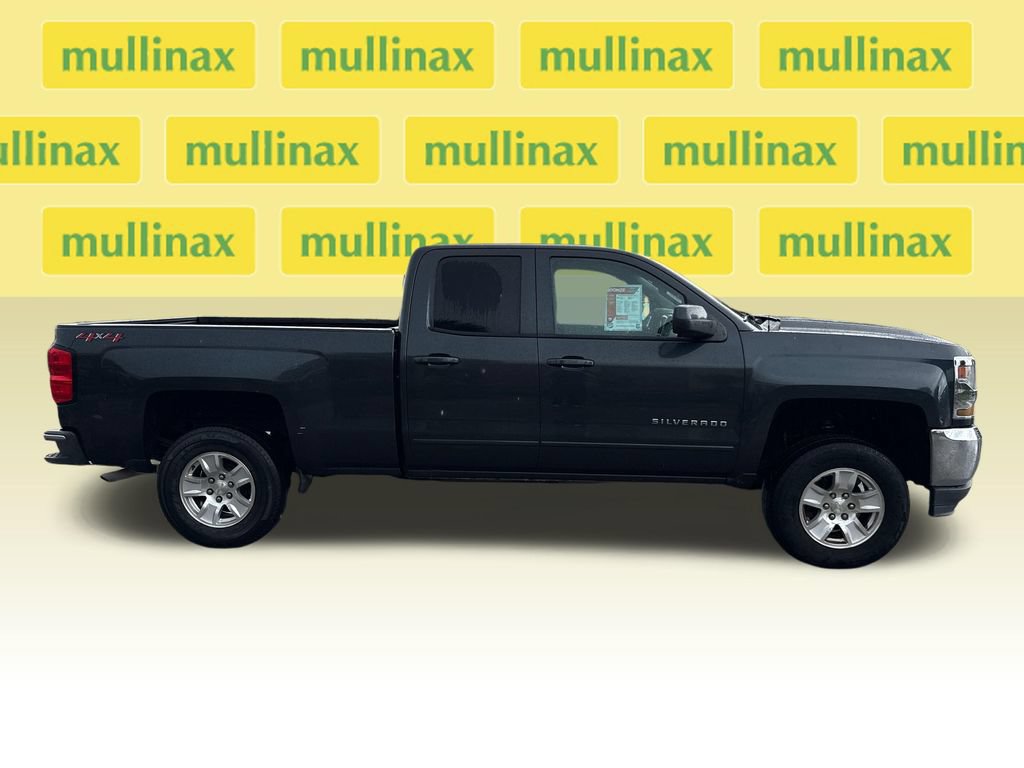 Used 2018 Chevrolet Silverado 1500 LT AWD/4WD image 2