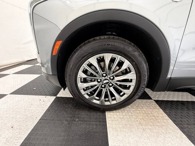 Used 2025 Cadillac XT4 Premium Luxury FWD image 10