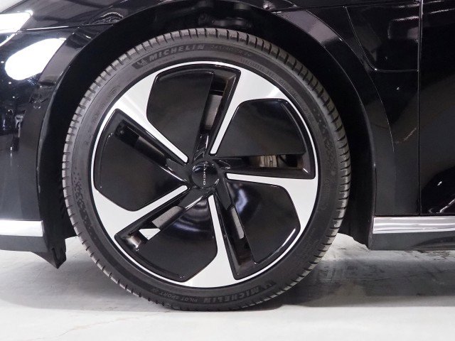 Used 2025 Lucid Air Touring image 72