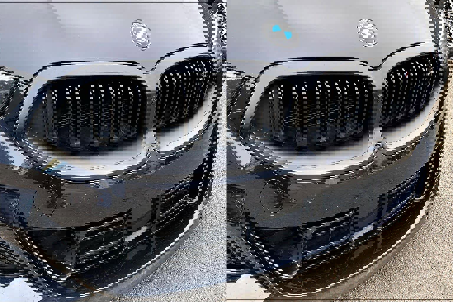 Used 2023 BMW M850i xDrive Convertible image 32