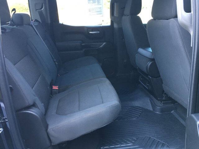 Used 2021 Chevrolet Silverado 1500 Custom Trail Boss w/ Midnight Edition AWD/4WD image 23