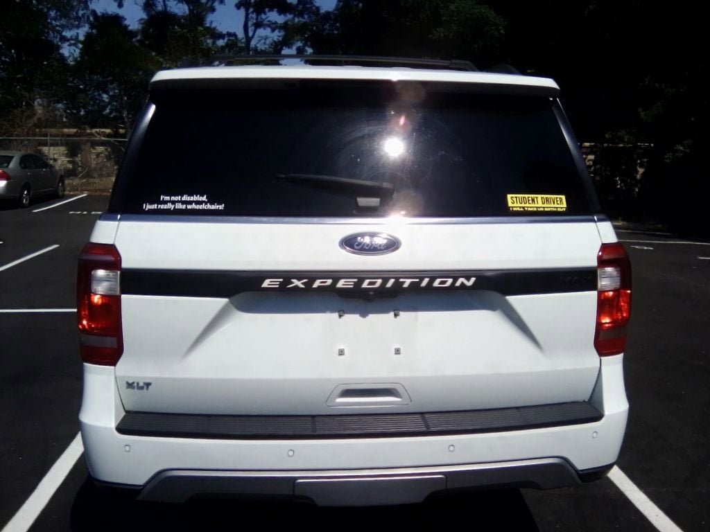 Used 2020 Ford Expedition Max XLT w/ Equipment Group 202A RWD image 7