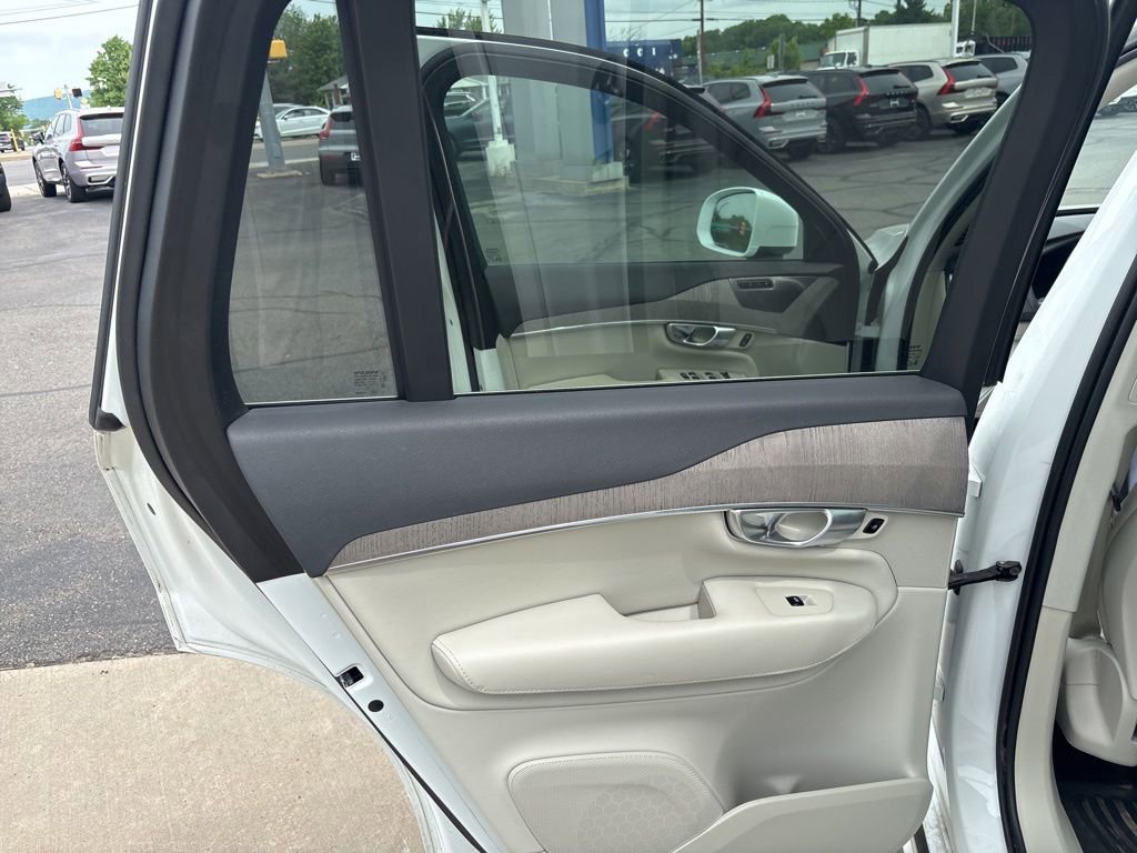 Used 2023 Volvo XC90 B6 Plus w/ Protection Package Premier AWD/4WD image 24
