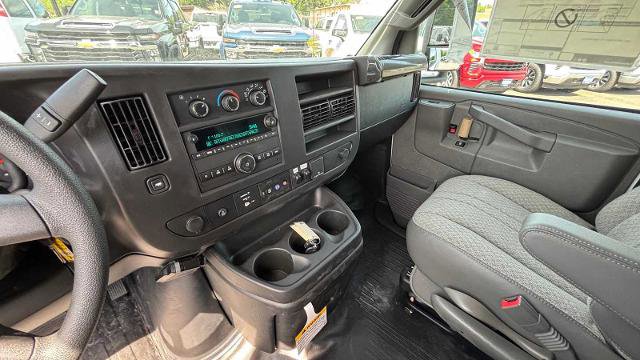 Used 2024 Chevrolet Express 3500 w/ Power Convenience Package RWD image 19
