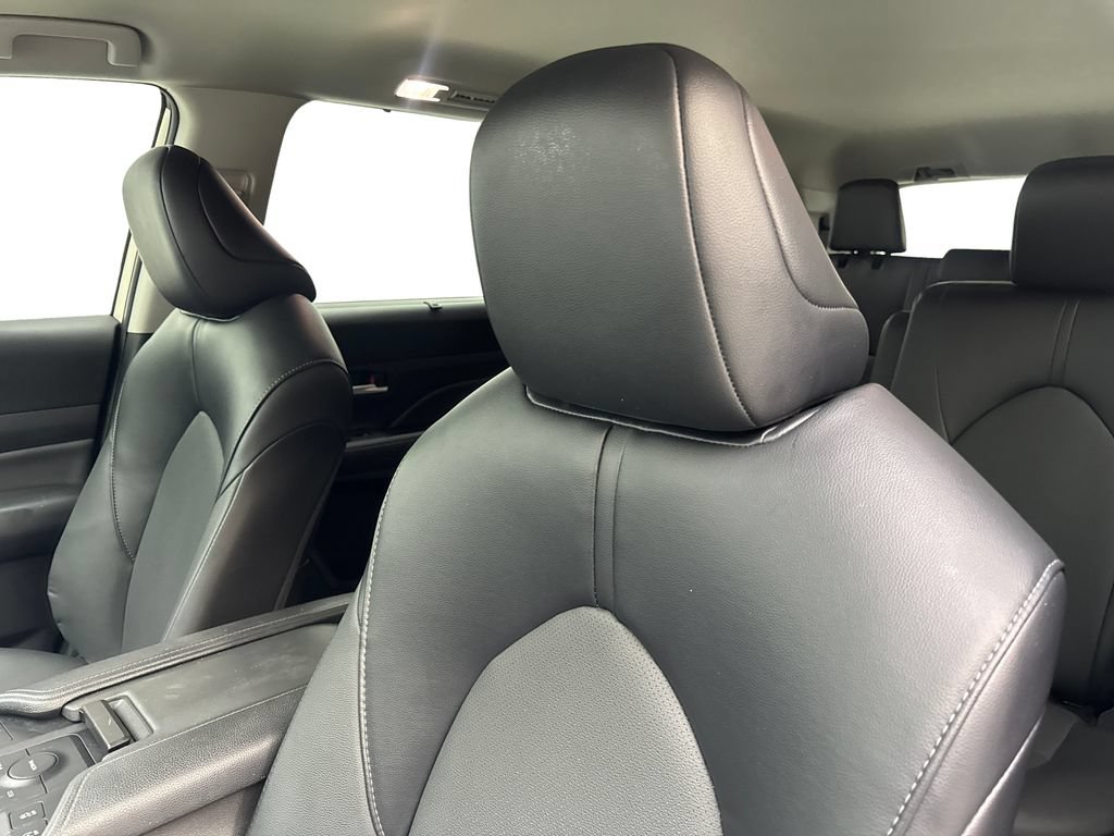 Used 2024 Toyota Grand Highlander FWD image 27