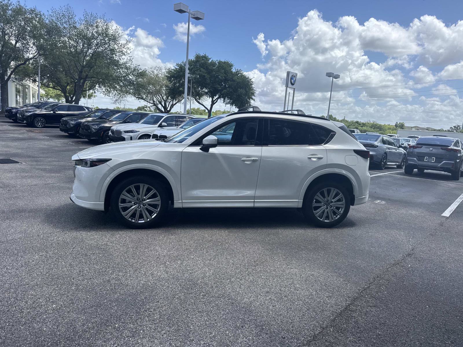 Used 2023 MAZDA CX-5 Signature image 7