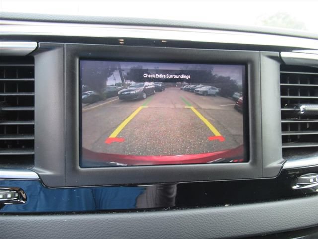 Certified 2023 Chrysler Voyager LX FWD image 25