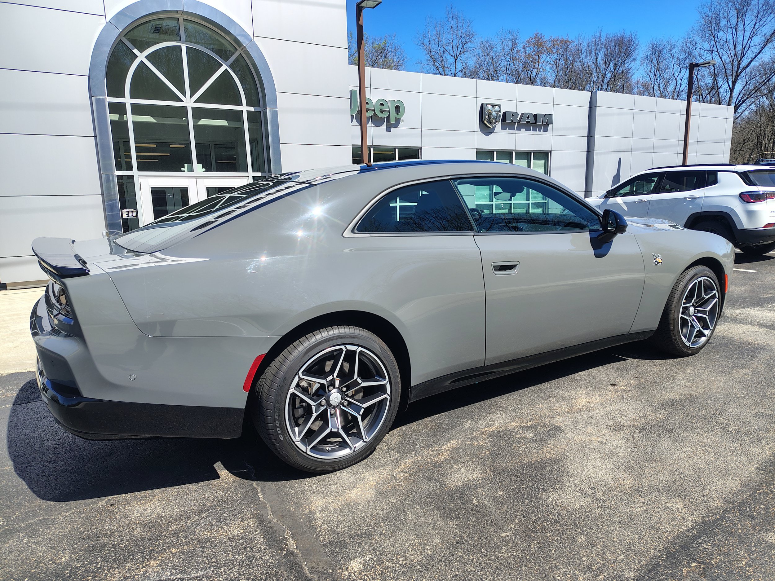 Used 2026 Dodge Charger Scat Pack AWD/4WD image 17
