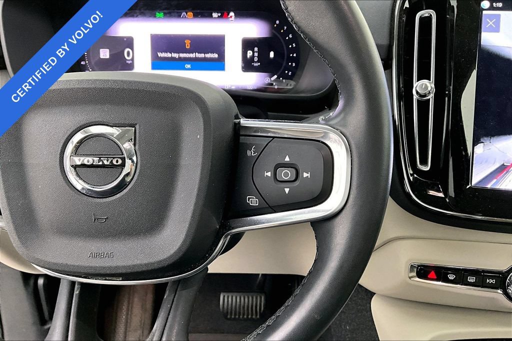 Certified 2024 Volvo XC40 B5 Plus w/ Protection Package Premier AWD/4WD image 24