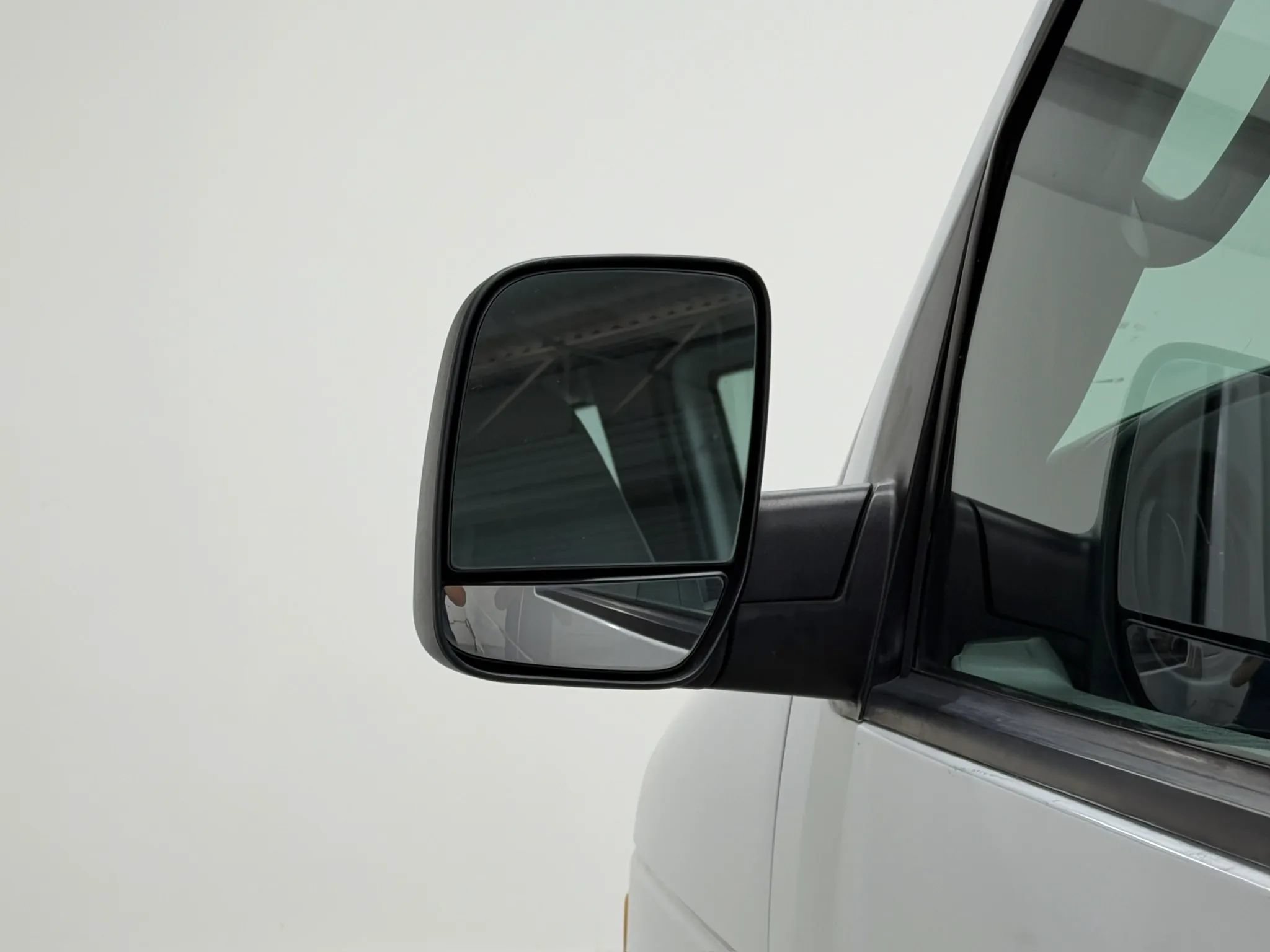 Used 2003 Ford E-350 and Econoline 350 XL RWD image 83