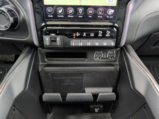 Used 2020 RAM 1500 Limited w/ Black Appearance Package image 25