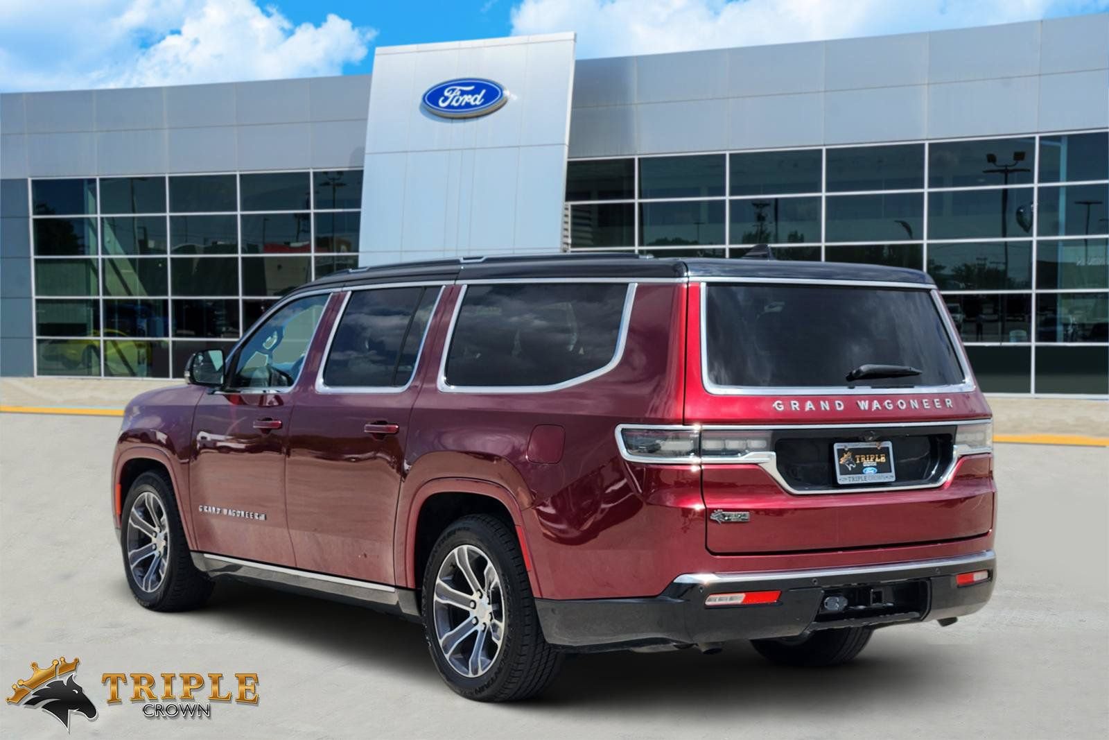 Used 2024 Jeep Grand Wagoneer L 4WD image 4