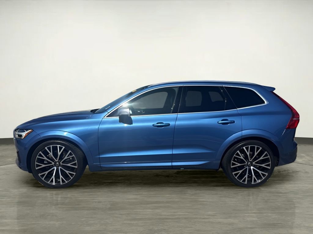 Used 2018 Volvo XC60 T6 R-Design w/ Convenience Package AWD/4WD image 4
