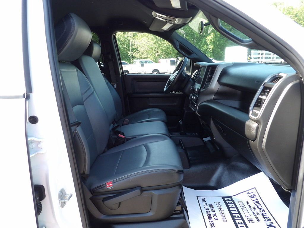 Used 2022 RAM 3500 Tradesman w/ Chrome Appearance Group AWD/4WD image 41