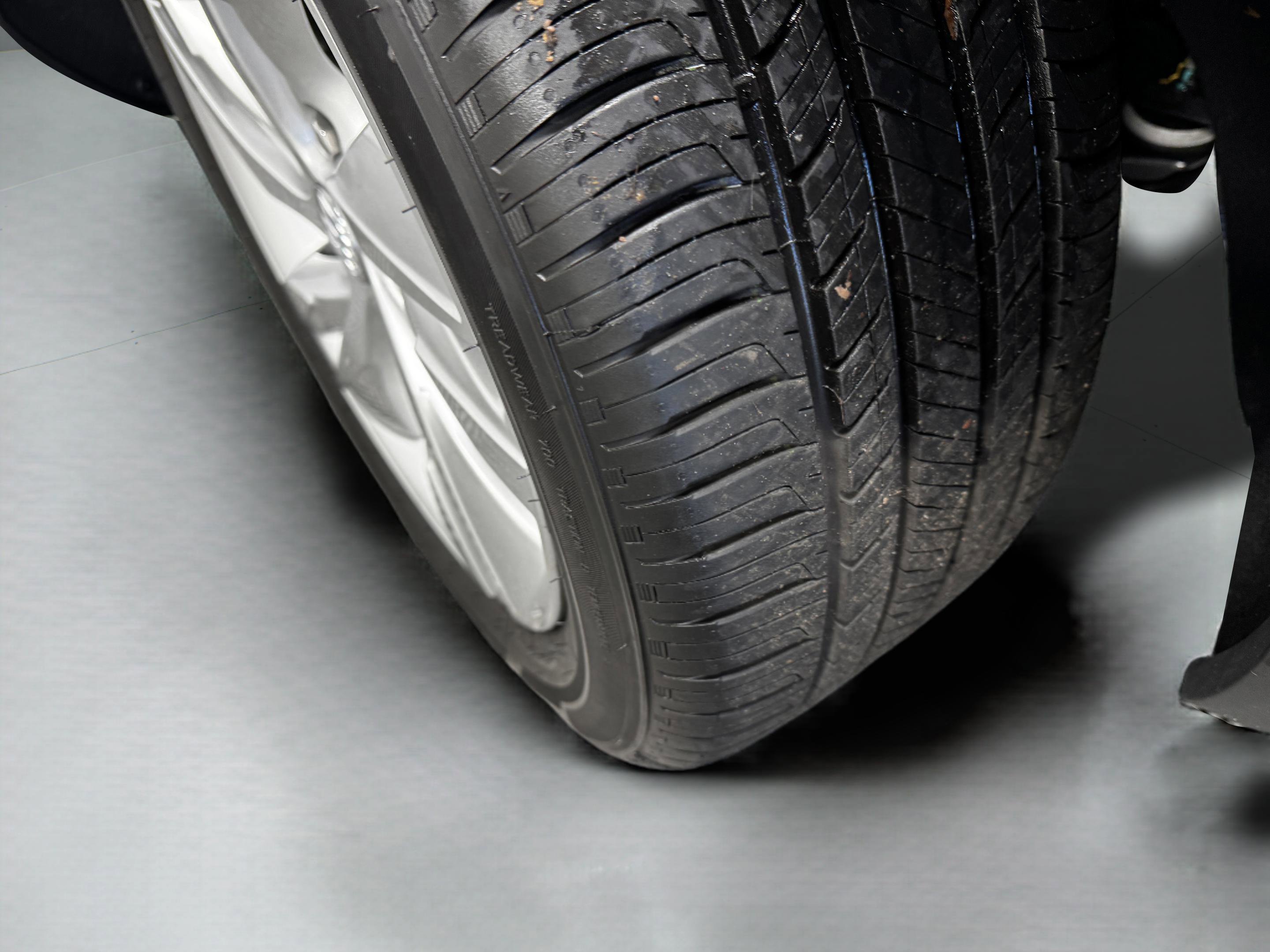 Used 2025 Buick Encore GX Preferred image 49