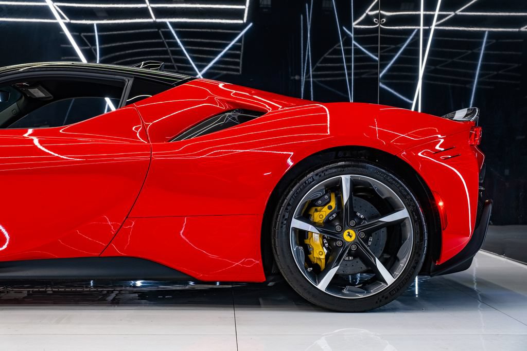 Used 2021 Ferrari SF90 Stradale AWD/4WD image 20