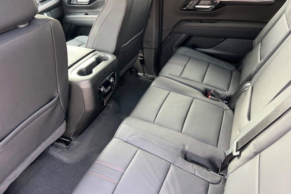 Used 2026 Chevrolet Tahoe RST w/ Sun And Tow Package image 9