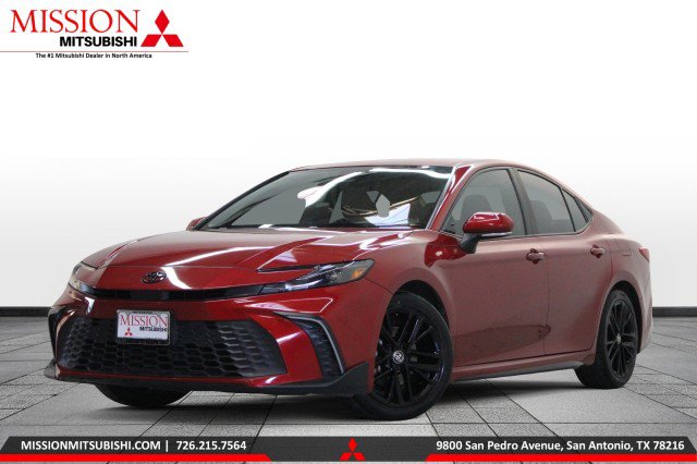 Used 2025 Toyota Camry SE w/ Convenience Package image 1