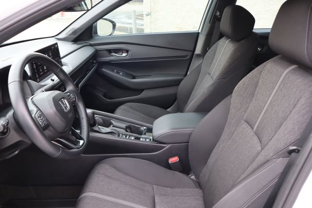 Used 2025 Honda Accord Sport image 16