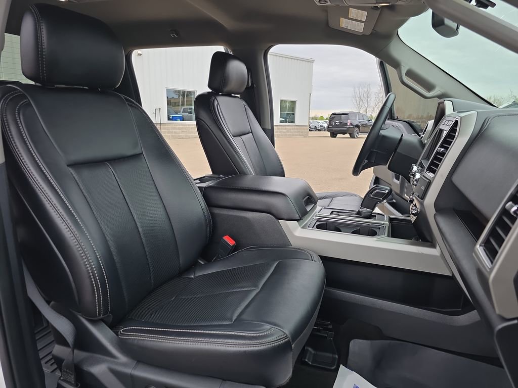 Used 2020 Ford F150 Lariat AWD/4WD image 10