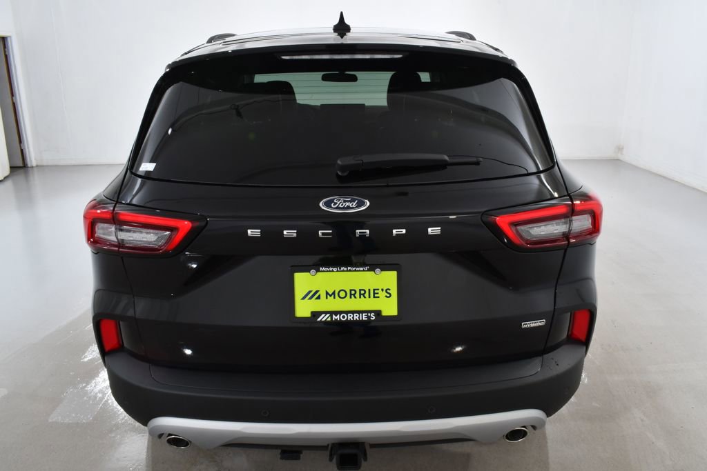 New 2026 Ford Escape SE w/ Class II Trailer Tow Package image 13