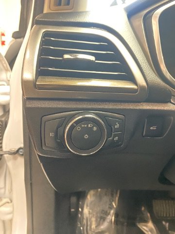Used 2017 Ford Fusion Energi SE FWD image 18