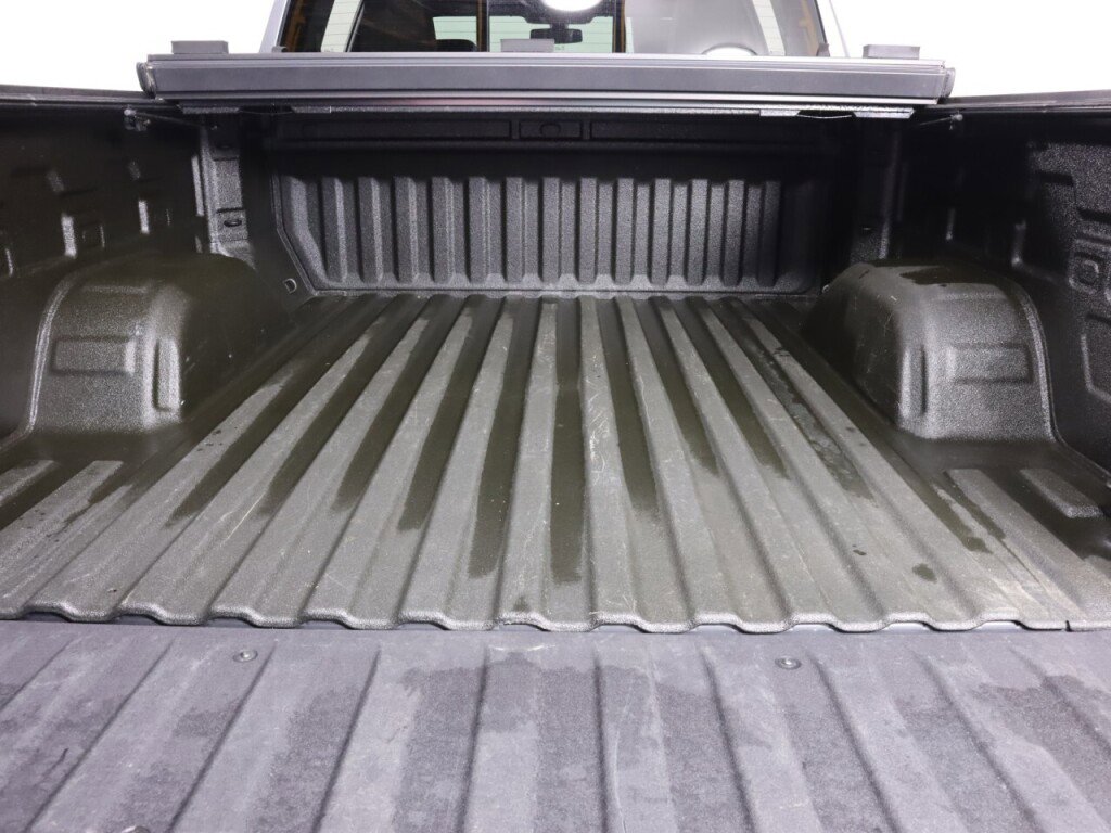 Used 2021 GMC Sierra 1500 SLT image 35