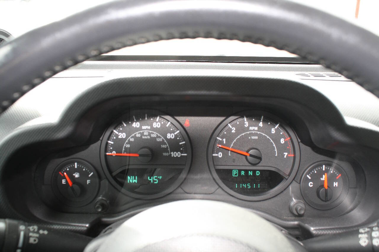 Used 2008 Jeep Wrangler X AWD/4WD image 6