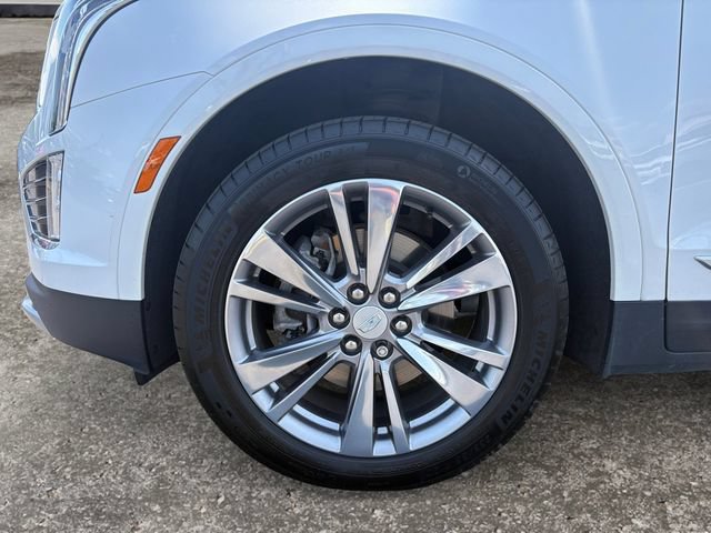 Certified 2024 Cadillac XT5 Premium Luxury w/ LPO, Floor Liner Package AWD/4WD image 14