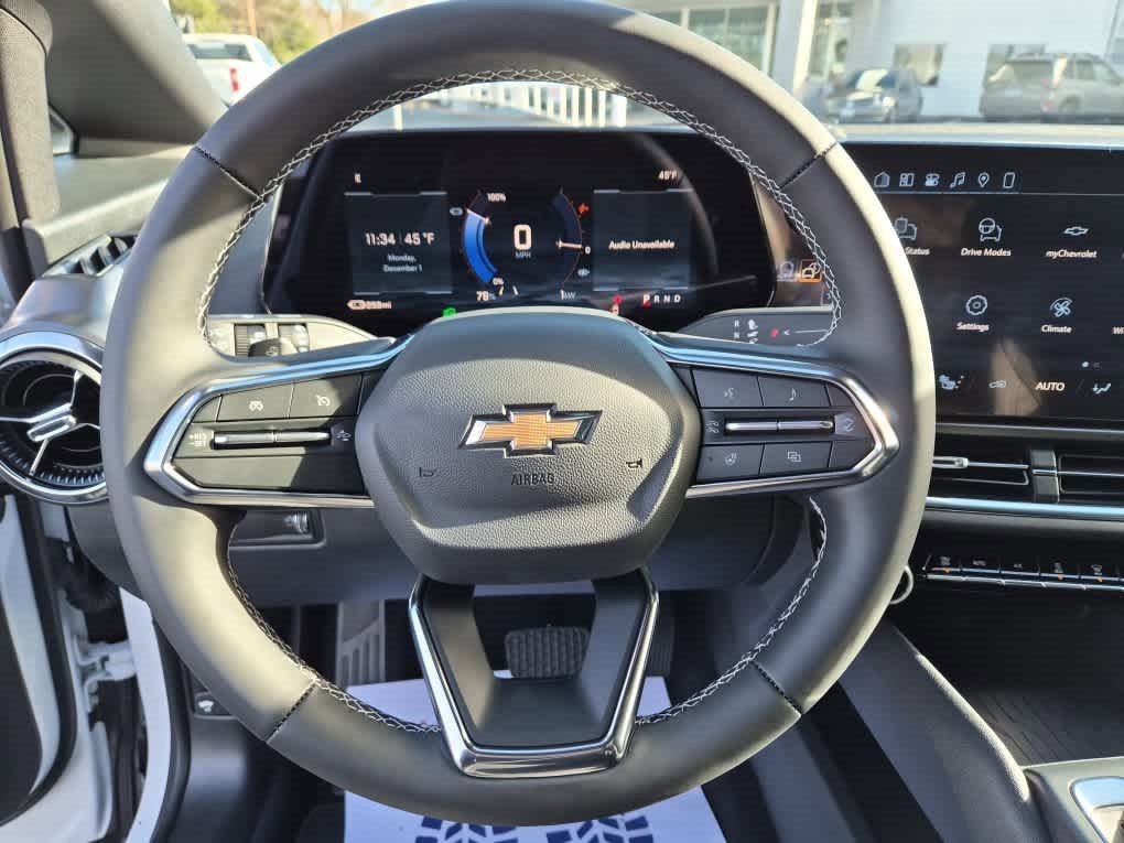 New 2026 Chevrolet Equinox EV LT image 9