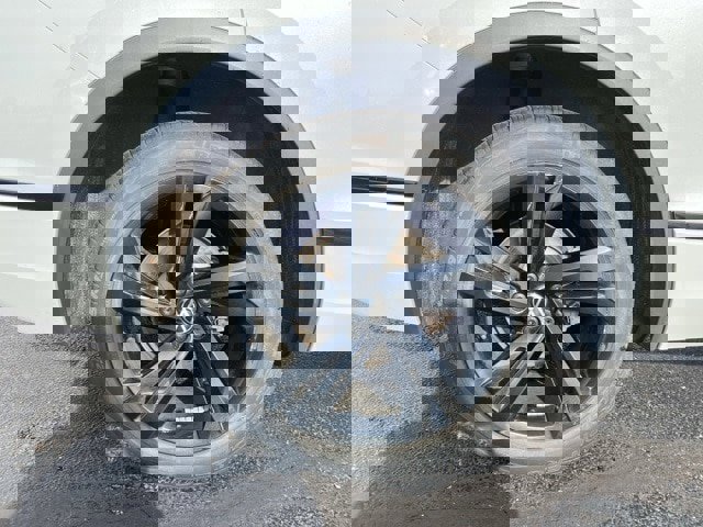 Used 2023 Volkswagen Tiguan SE R-Line image 14