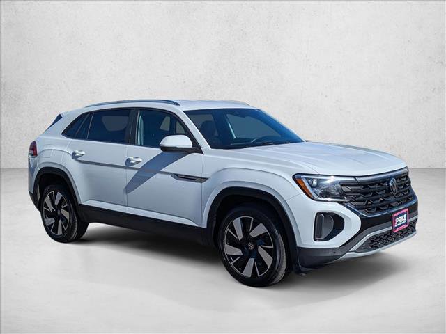 Used 2024 Volkswagen Atlas Cross Sport SE image 3